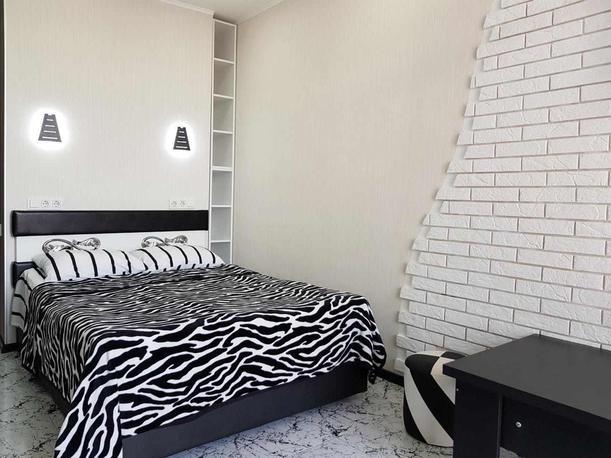 Studio "Black - White" Batumi Eksteriør bilde